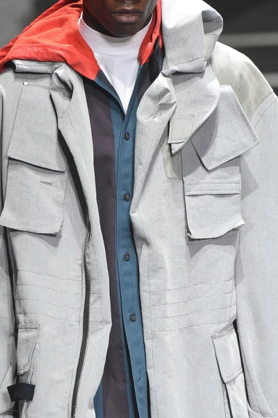 Look 63